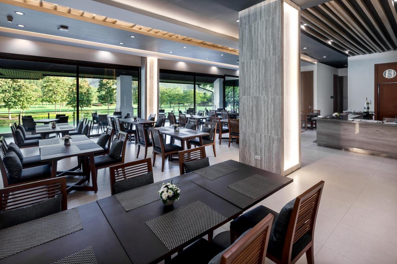 Alpine Golf Resort Chiang Mai Ban Huai Sai Nua Bagian luar foto