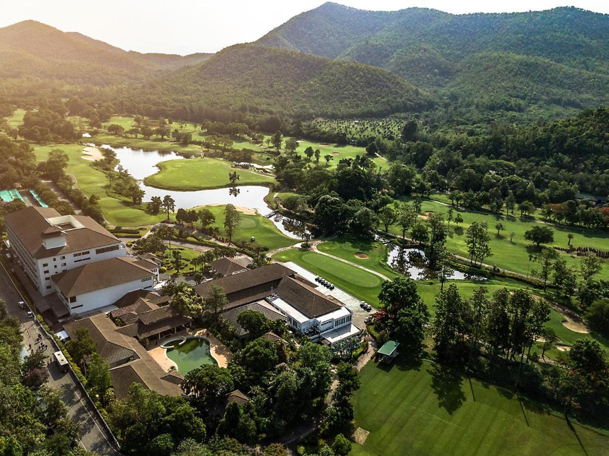 Alpine Golf Resort Chiang Mai Ban Huai Sai Nua Bagian luar foto
