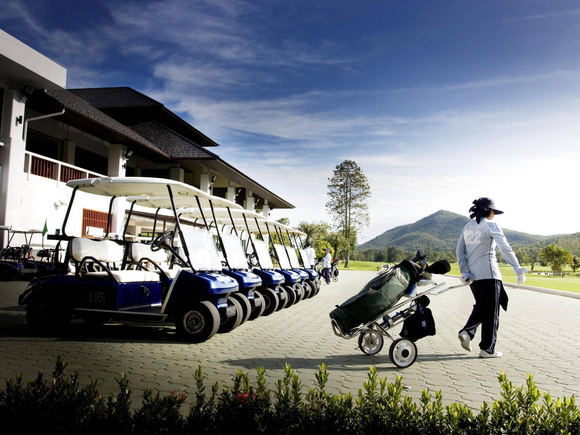 Alpine Golf Resort Chiang Mai Ban Huai Sai Nua Bagian luar foto