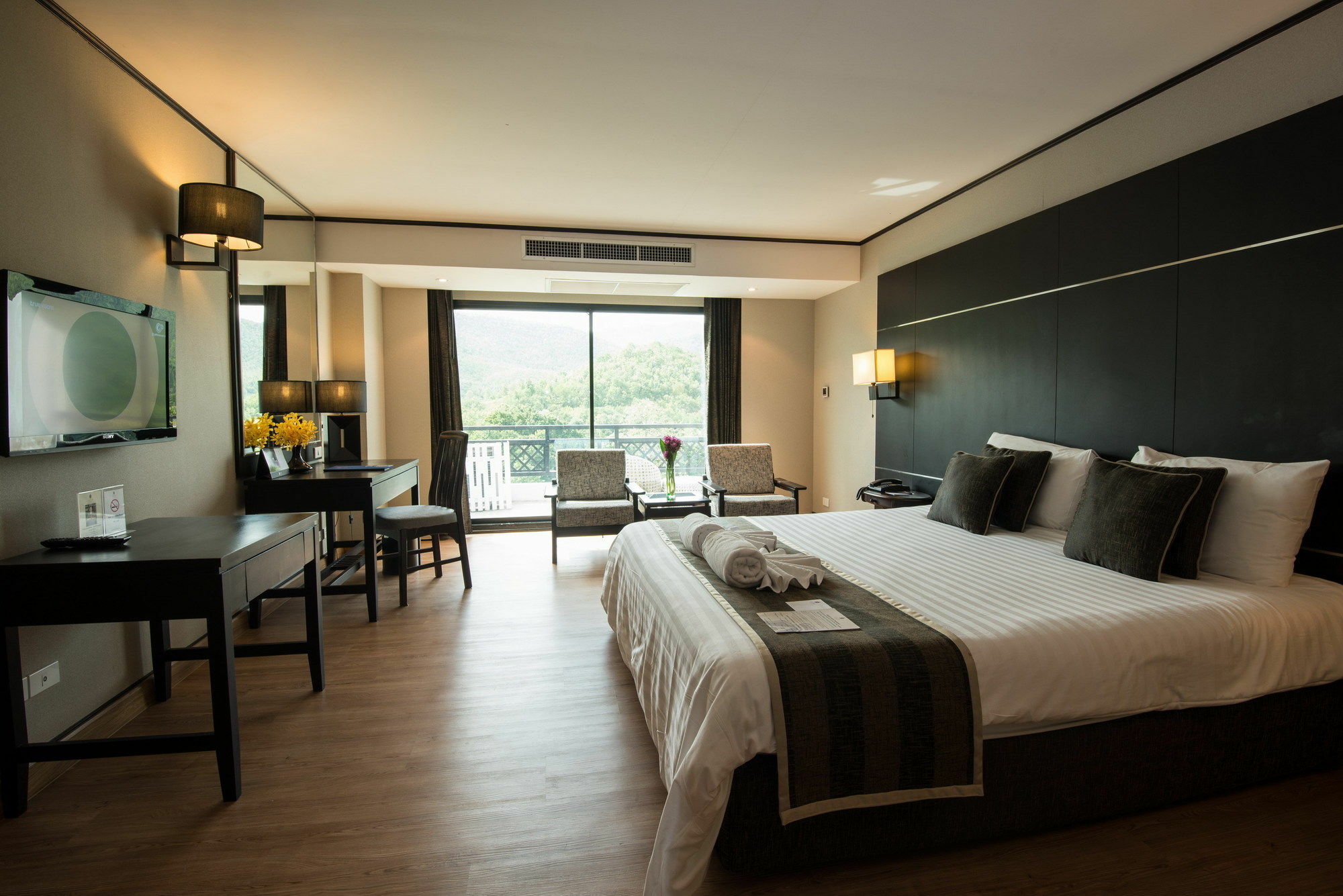 Alpine Golf Resort Chiang Mai Ban Huai Sai Nua Bagian luar foto